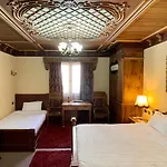 Hotel Brilant Antik Center 4*